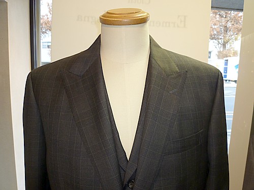 オーダースーツ