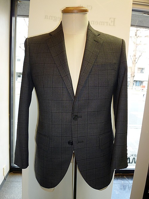 オーダースーツ