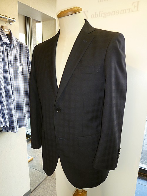 オーダースーツ