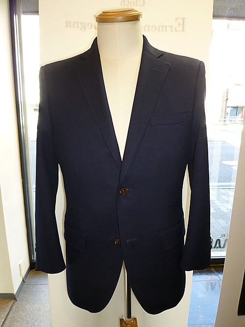 オーダースーツ