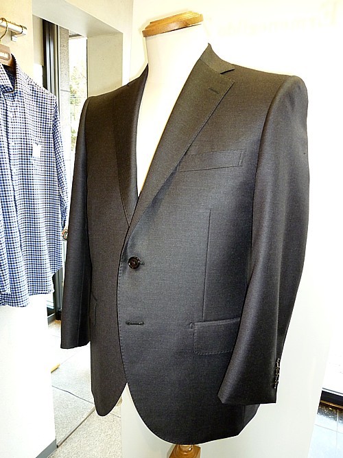 オーダースーツ