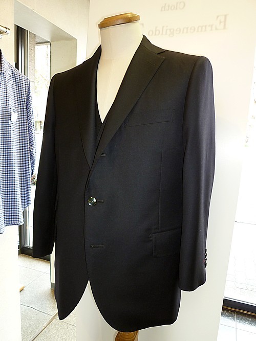 オーダースーツ