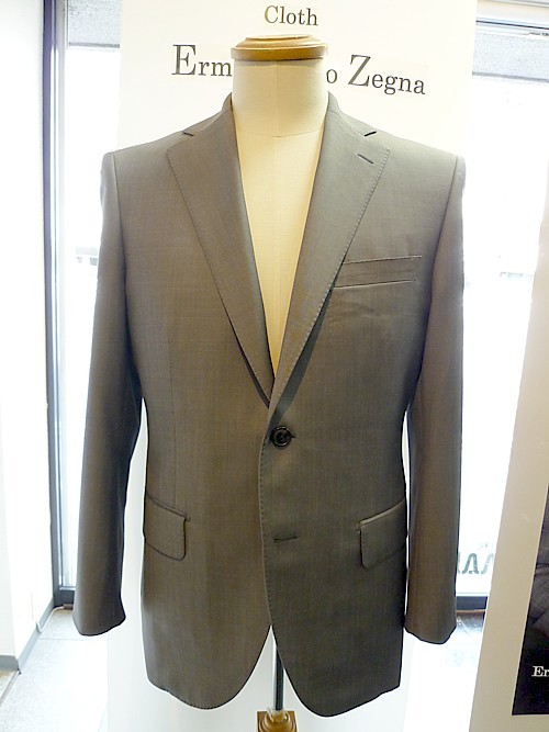 オーダースーツ