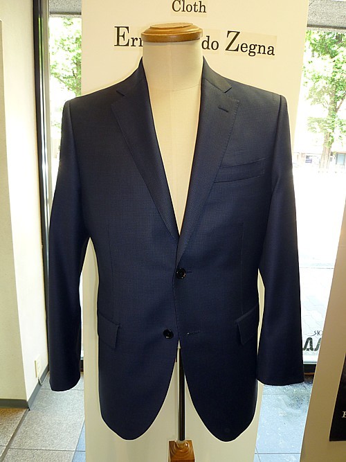 オーダースーツ