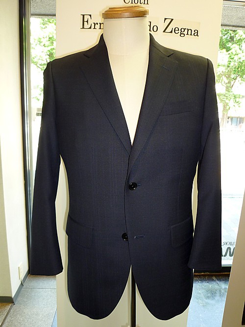 オーダースーツ