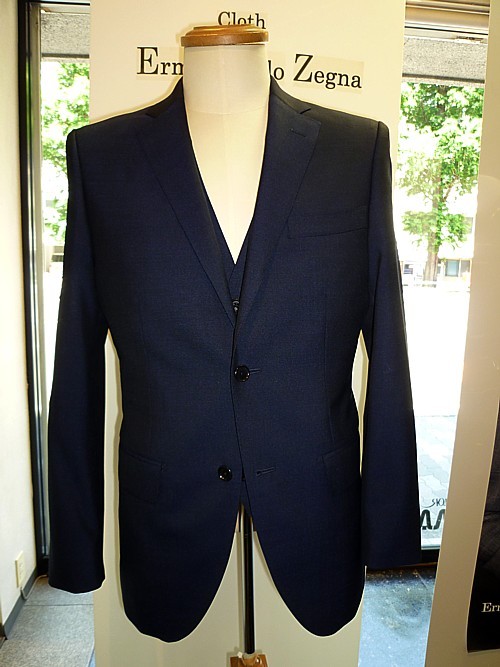 オーダースーツ