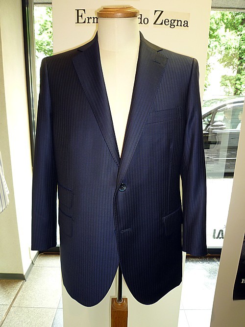 オーダースーツ