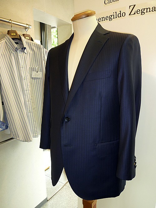 オーダースーツ