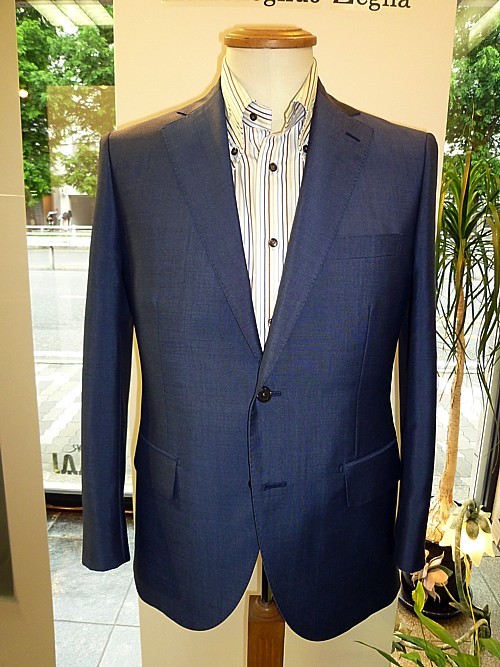 オーダースーツ