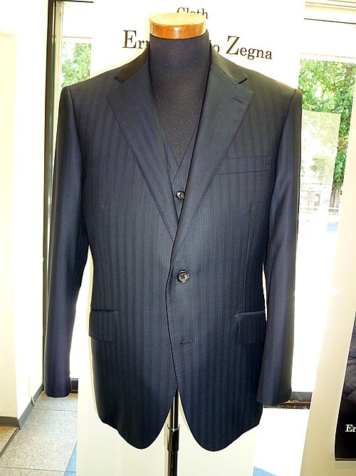 オーダースーツ