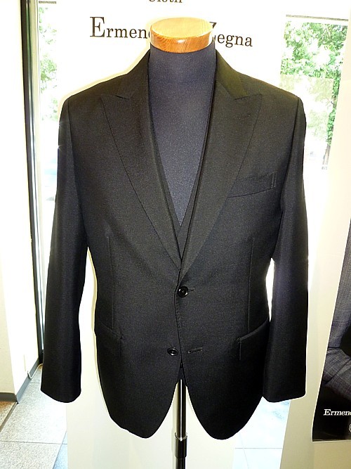 オーダースーツ