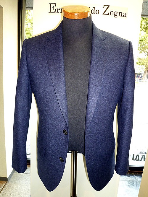 オーダースーツ