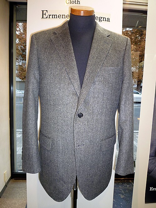 オーダースーツ