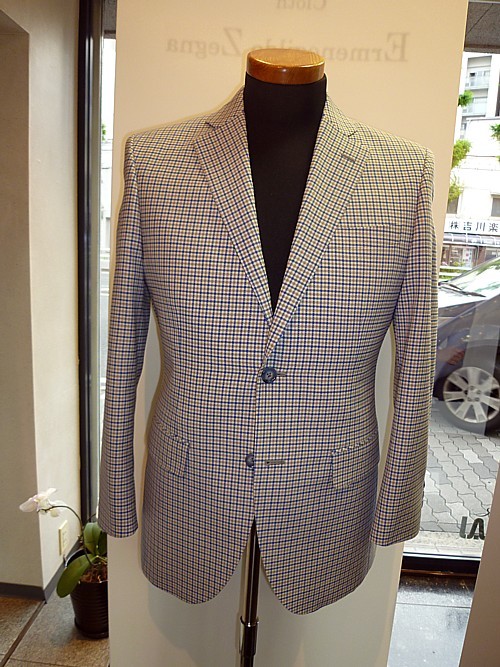 オーダースーツ