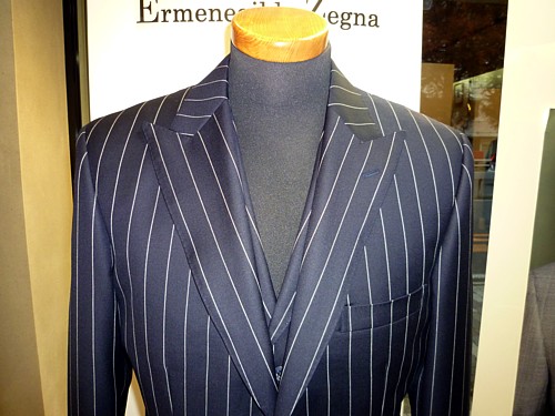 オーダースーツ