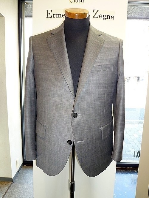 オーダースーツ