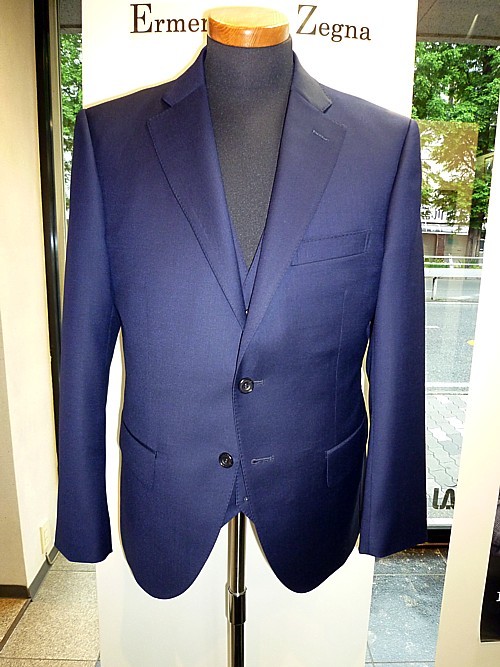 オーダースーツ