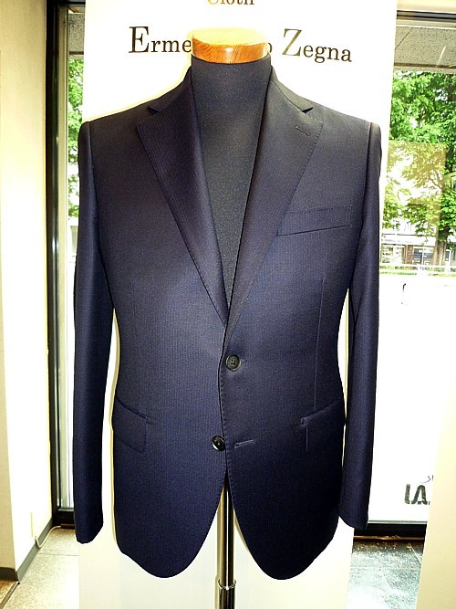 オーダースーツ