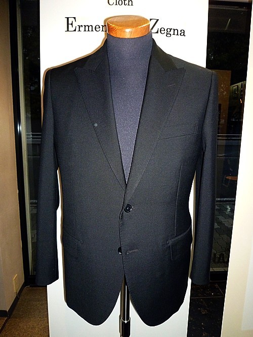 オーダースーツ