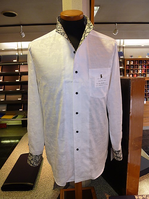 オーダースーツ