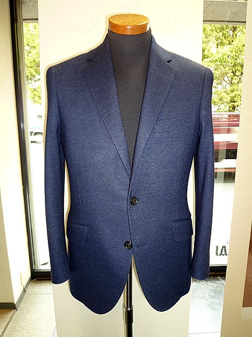 オーダースーツ