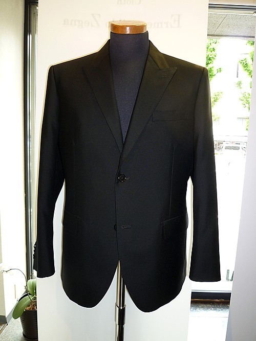 オーダースーツ