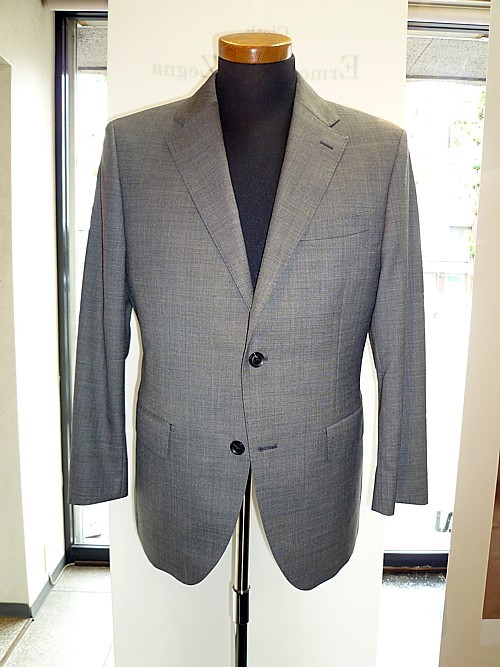 オーダースーツ