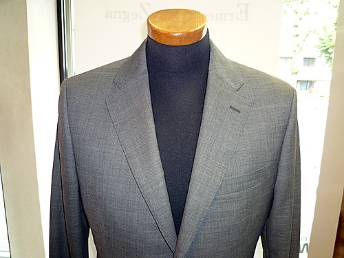 オーダースーツ