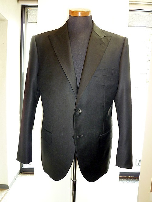 オーダースーツ