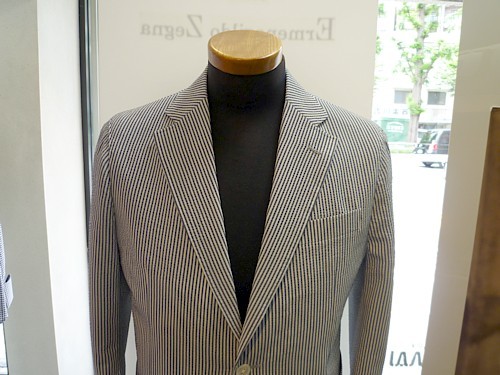 オーダースーツ