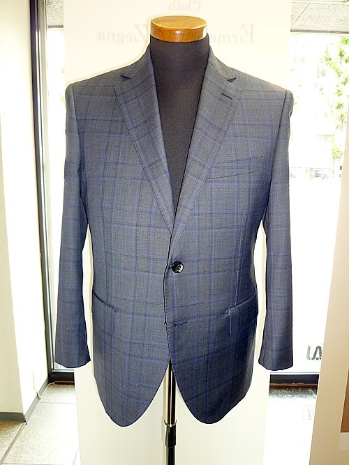 オーダースーツ