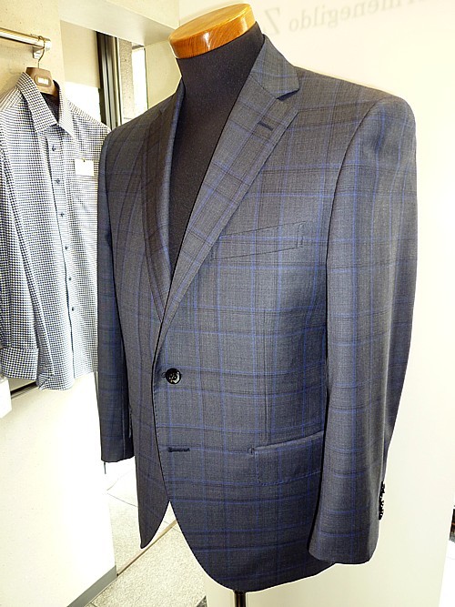 オーダースーツ