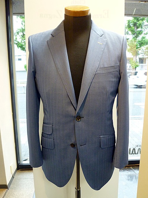 オーダースーツ