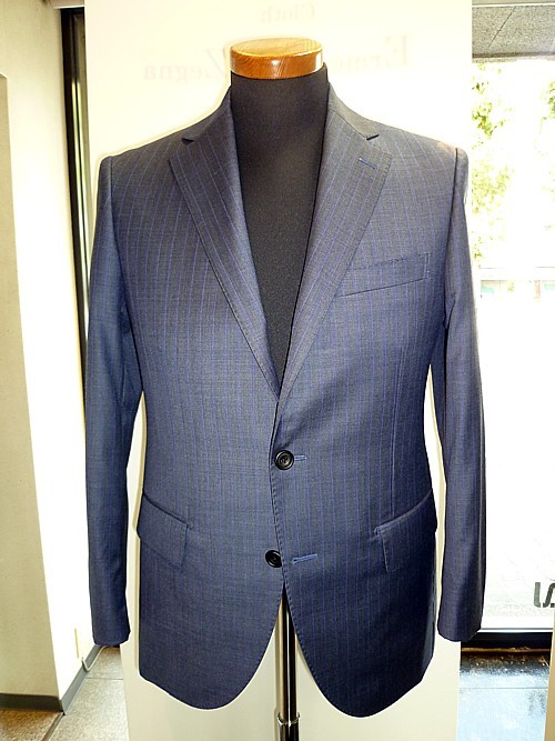 オーダースーツ