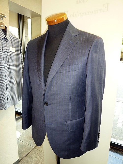 オーダースーツ