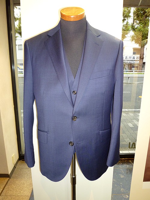 オーダースーツ