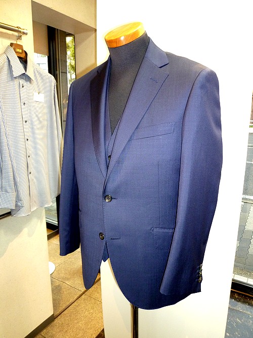 オーダースーツ