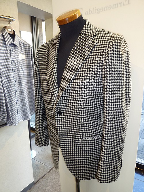 オーダースーツ