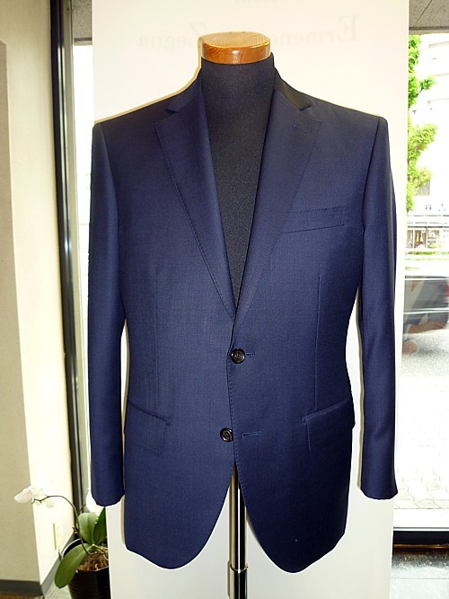 オーダースーツ