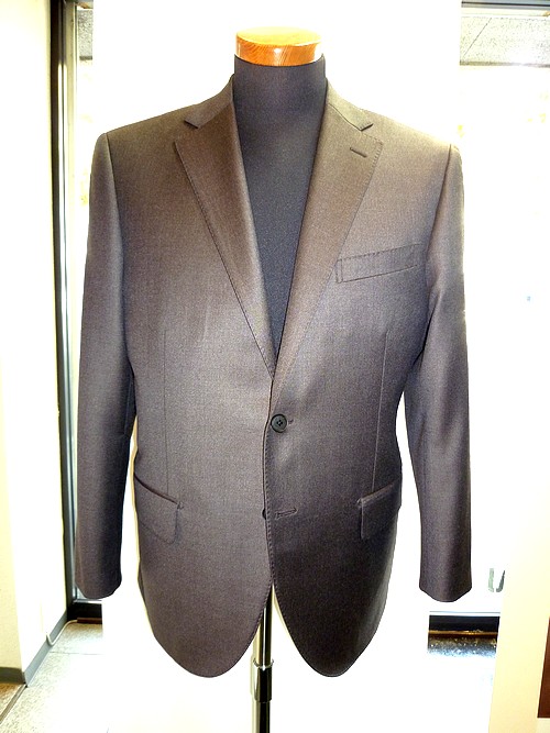 オーダースーツ