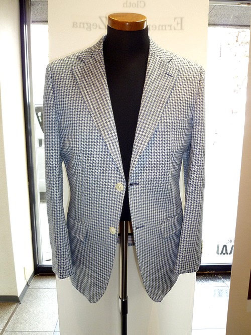 オーダースーツ