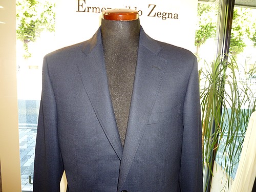 オーダースーツ