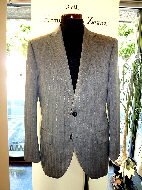 オーダースーツ