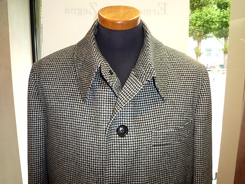 オーダースーツ