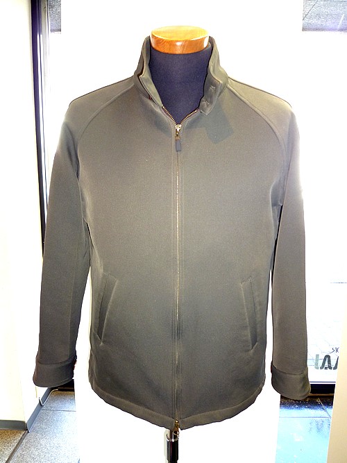 オーダースーツ