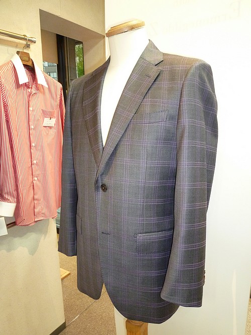 オーダースーツ