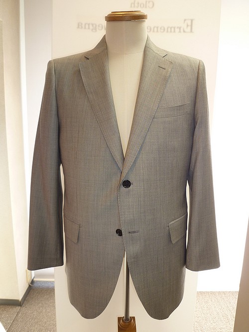 オーダースーツ