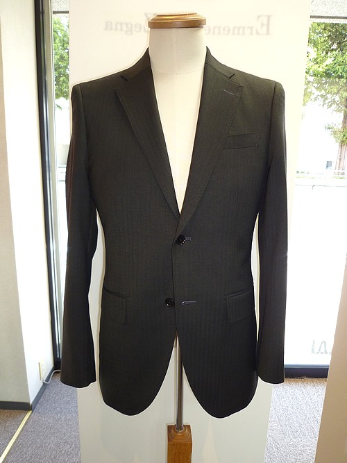 オーダースーツ