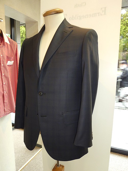 オーダースーツ