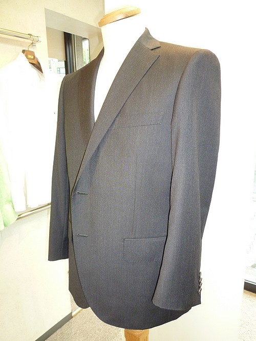 オーダースーツ